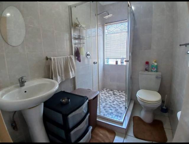 3 BEDROOM APARTMENT FOR SALE IN NEW REDRUTH
